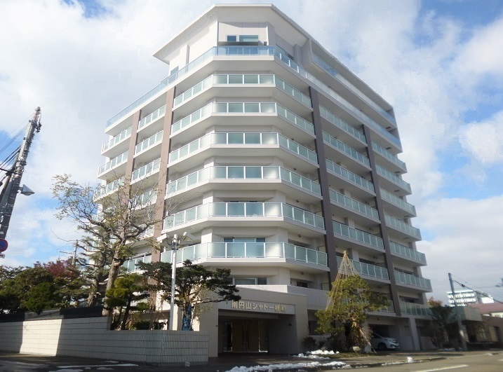 南円山シャトー桂和　303号室　