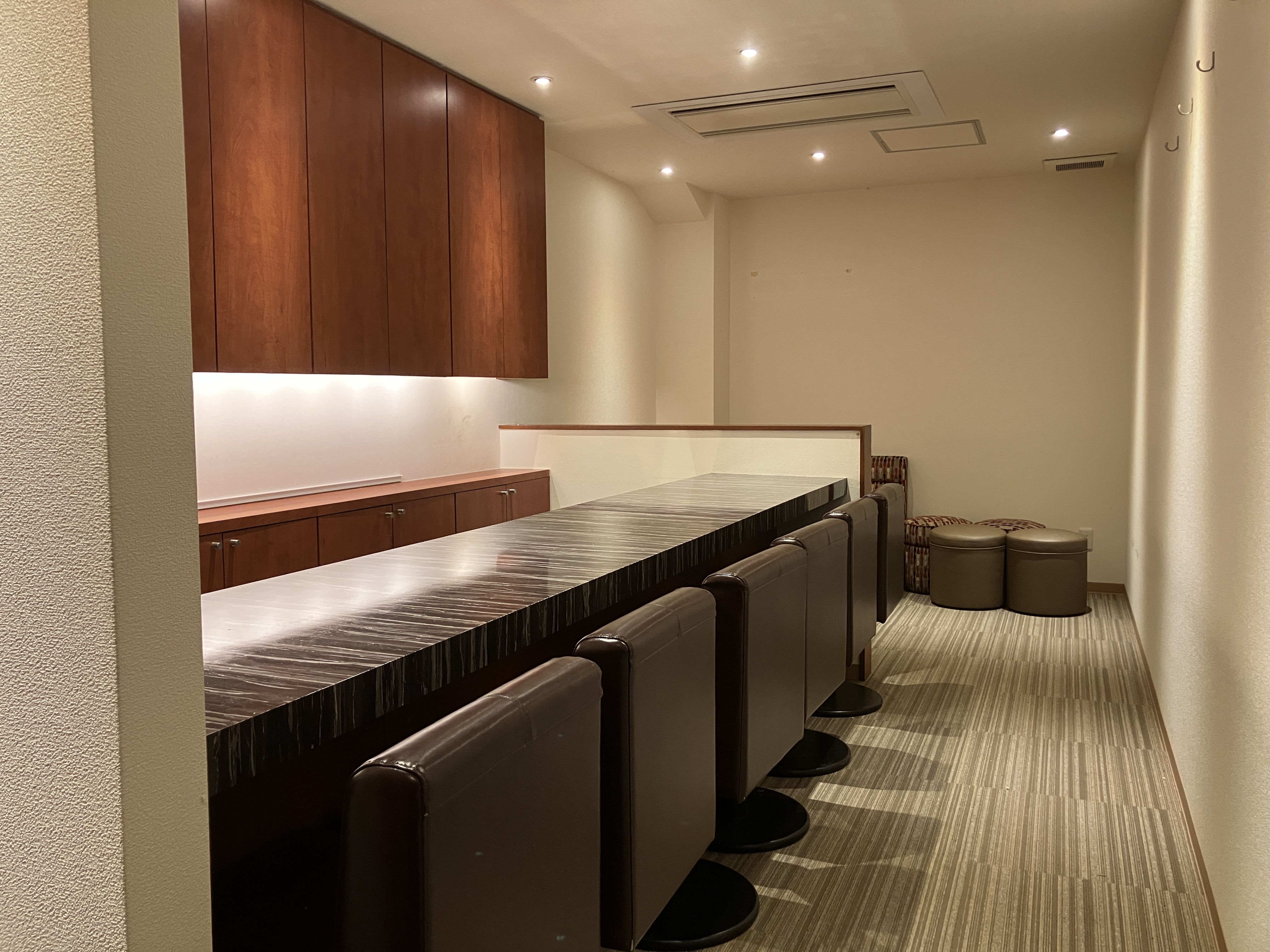 【居抜き】USEN.Xすすきの2nd（旧：第2桂和ビル）地下1階2号　〇バー・スナック向け